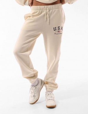 Track pants Russell Athletic 1902 Baggy Femme Beige | VOEZ-08971